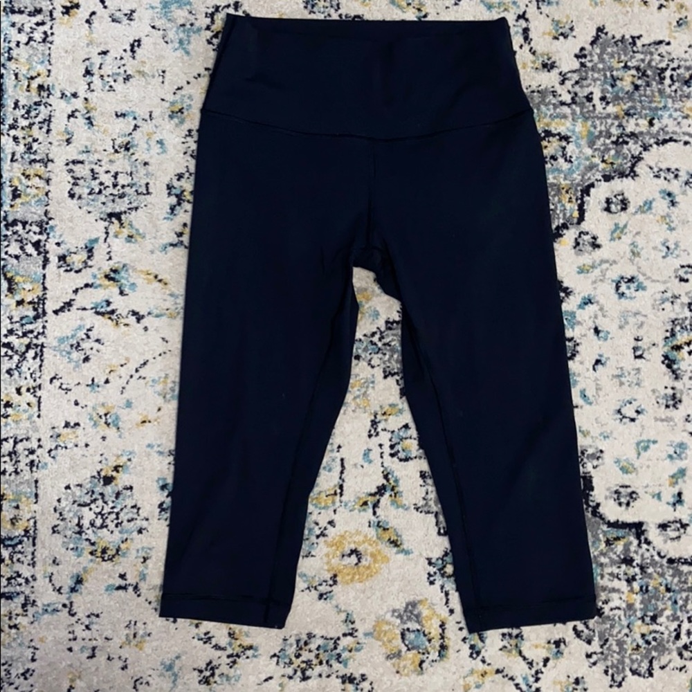 Lululemon cropped